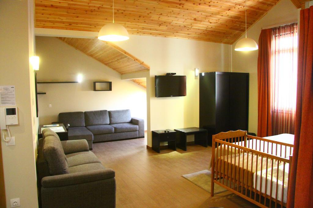 Apartamentos Kosmos Horta  Oda fotoğraf
