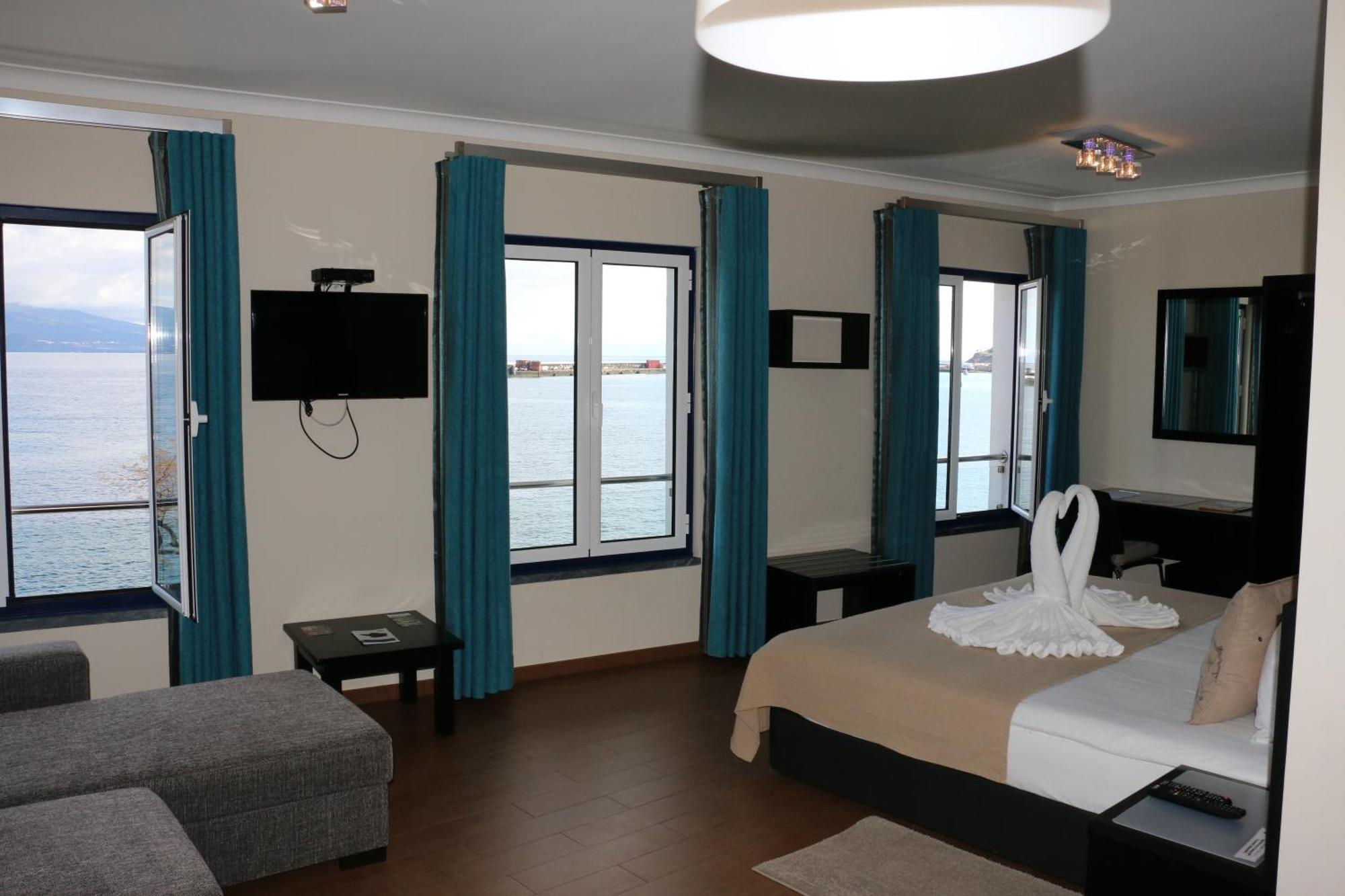 Apartamentos Kosmos Horta  Oda fotoğraf