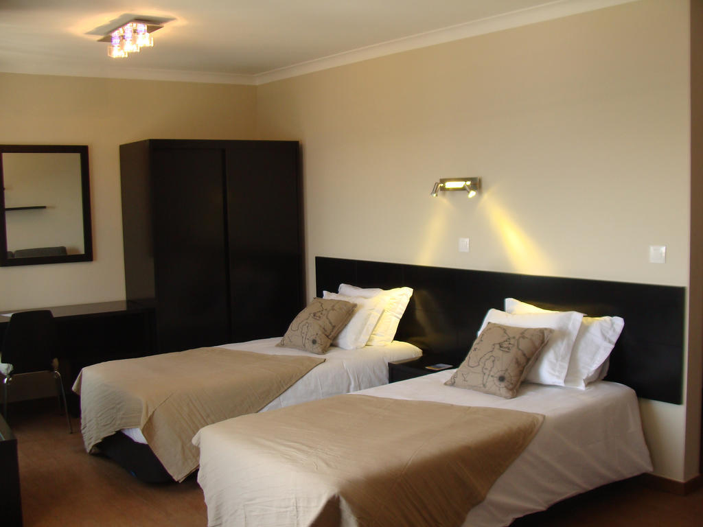 Apartamentos Kosmos Horta  Oda fotoğraf