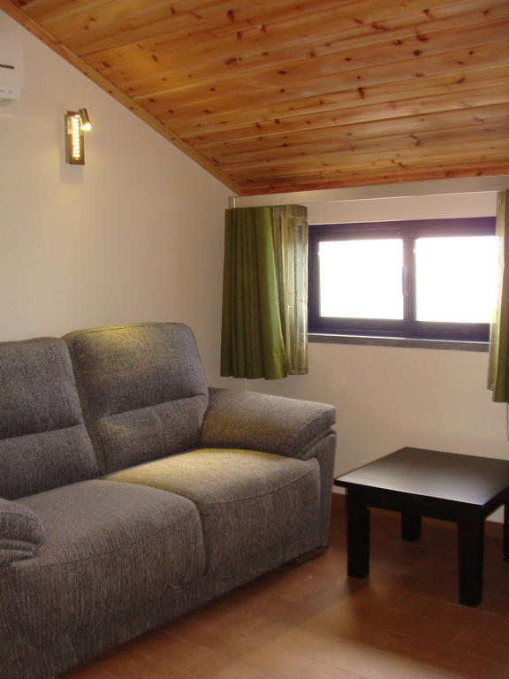 Apartamentos Kosmos Horta  Oda fotoğraf