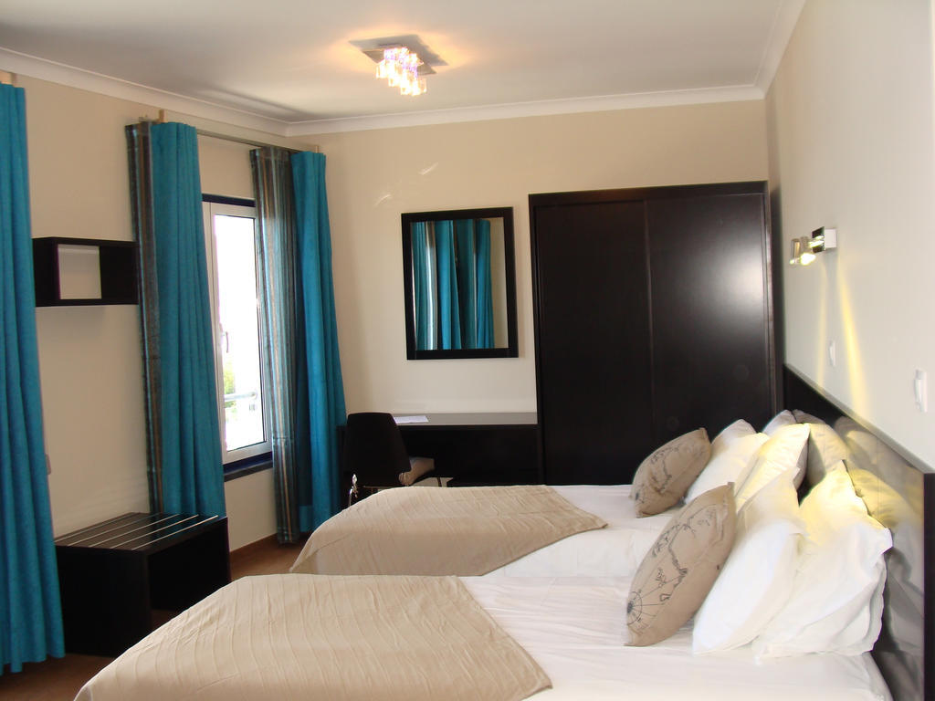 Apartamentos Kosmos Horta  Oda fotoğraf